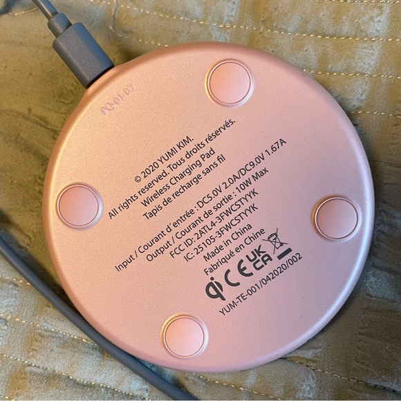 Yumi Kim Wireless Charging Pad - Picture 3 of 4